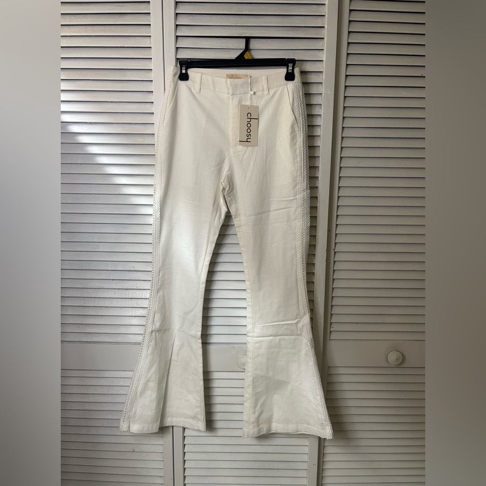 Choosy White Flared Pants With Crochet Detail Size 2